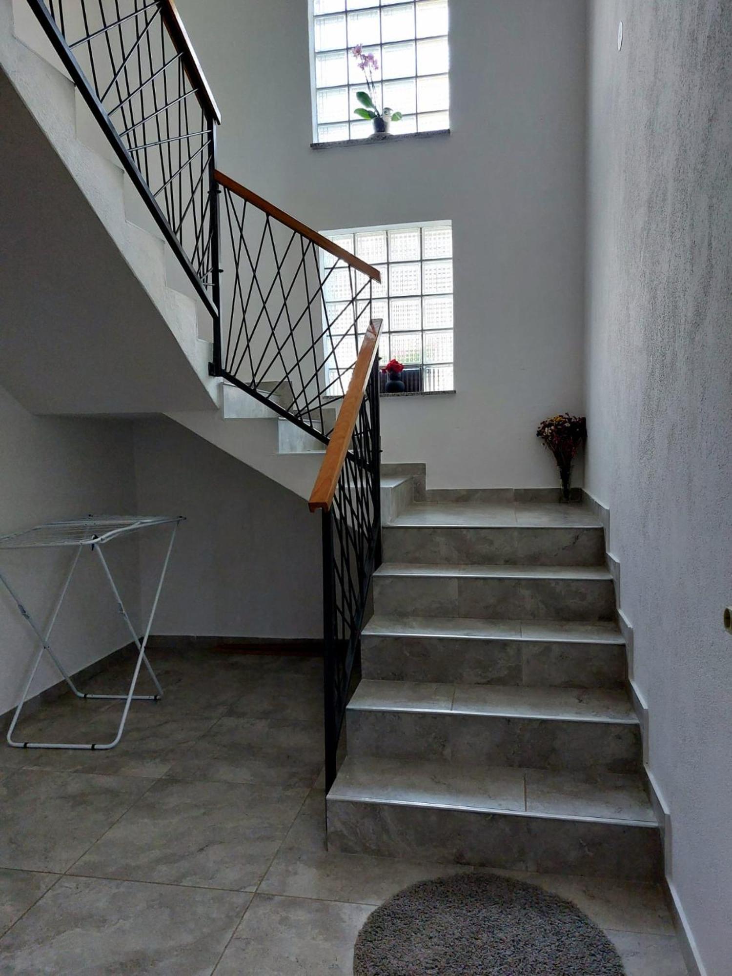 Apartman Rita Perusic Exteriör bild