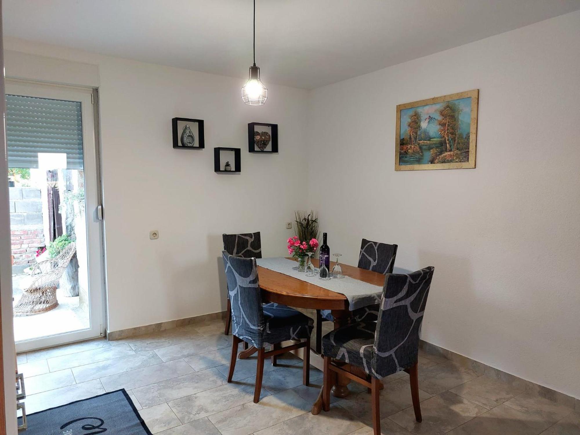 Apartman Rita Perusic Exteriör bild
