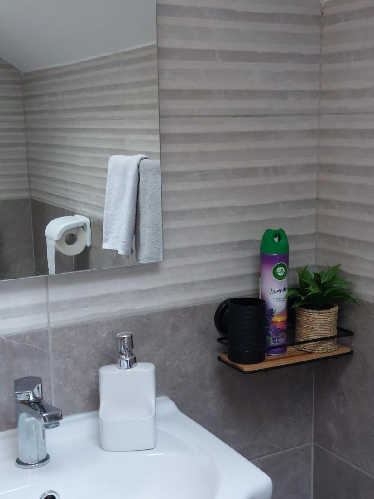 Apartman Rita Perusic Exteriör bild